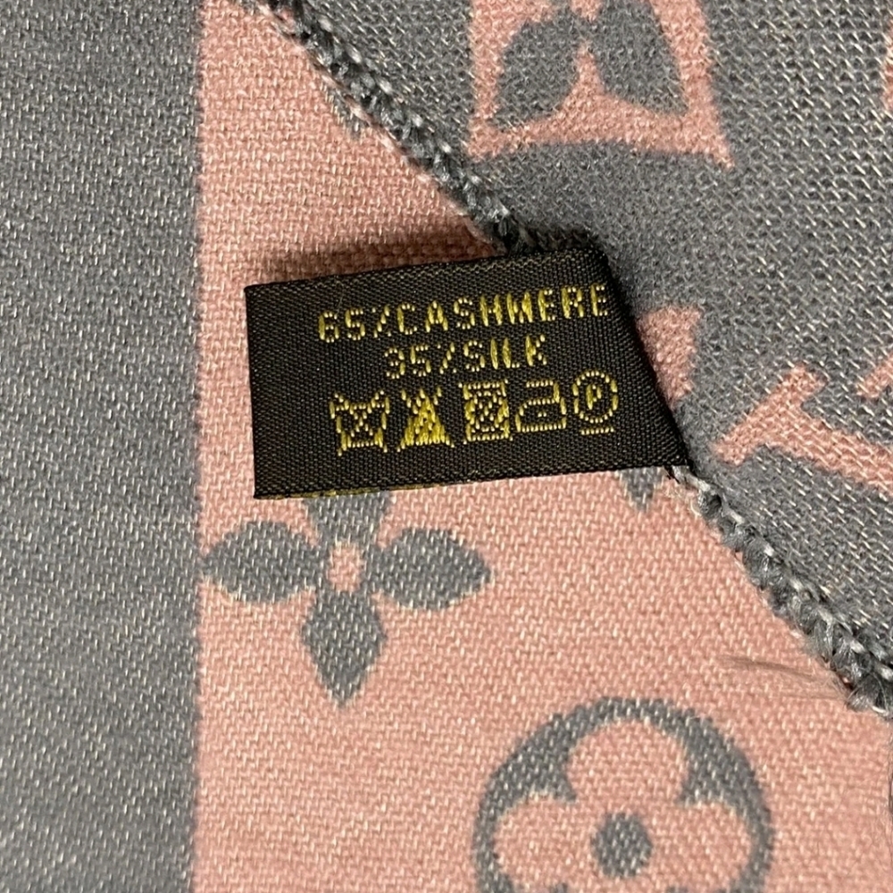 Louis Vuitton Dusty Pink and Charcoal Scarf - Picture 3 of 4
